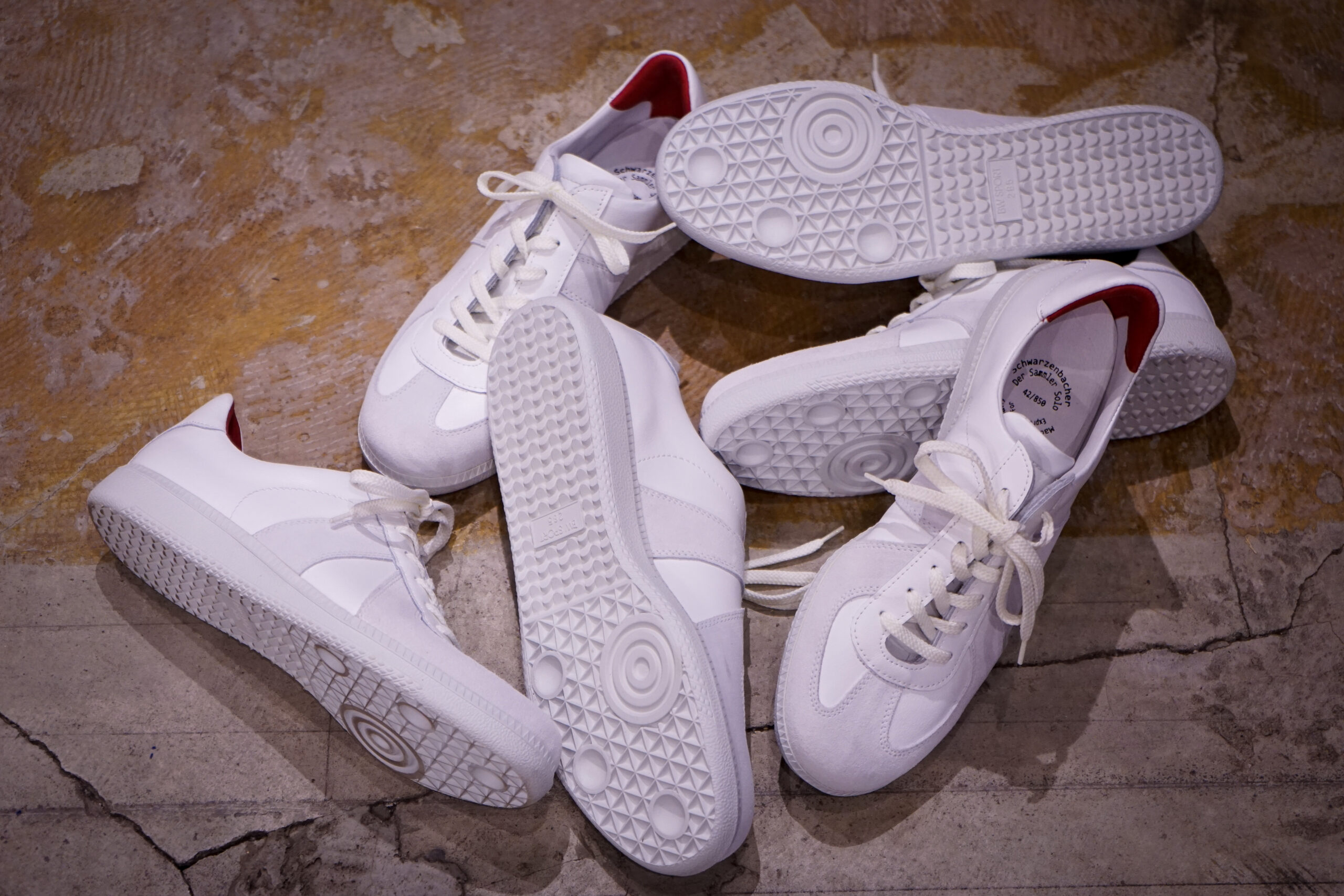 新品未使用Der SAMMLER SOLO ジャーマントレーナー チェコ製ジャーマントレーナー入荷 | Trading Post Online Blog