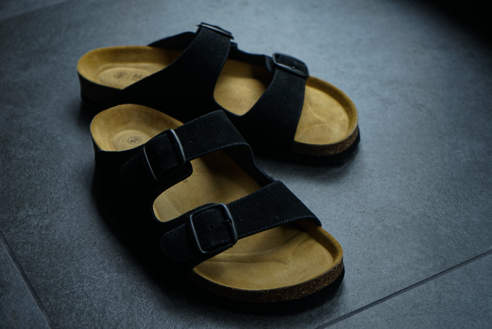 MAGNAFIED / THORA SANDAL - ARCH 南青山