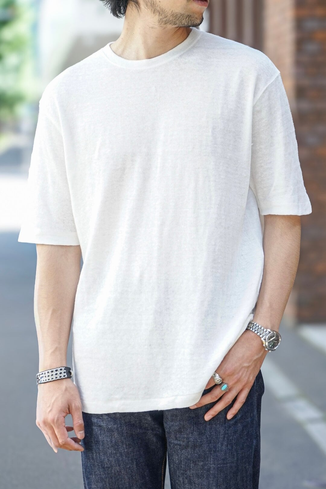 linen tee white
